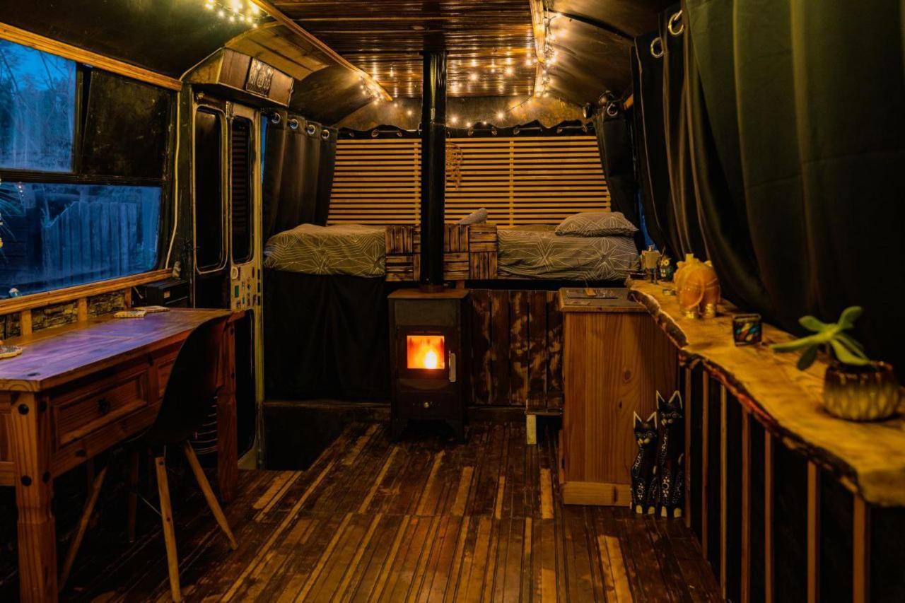 Hotel - Magic Bus - à Klorakas Extérieur photo